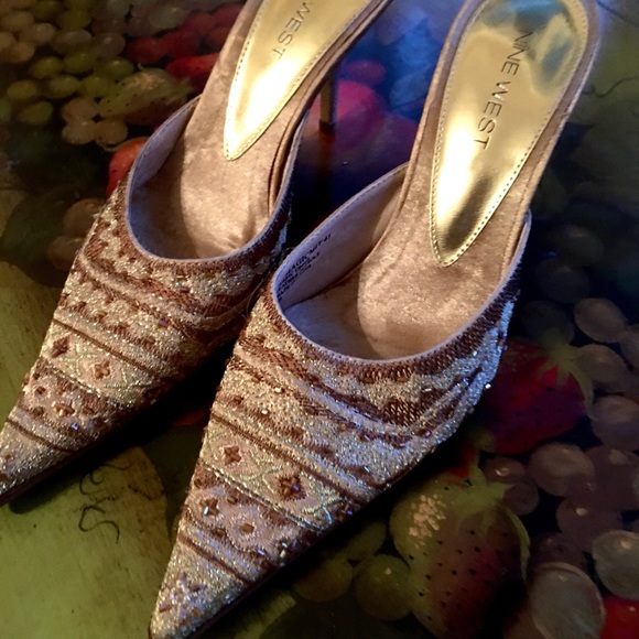 NINE WEST BRAND NEW BEADED SHOES-9M - Picture 1 of 8
